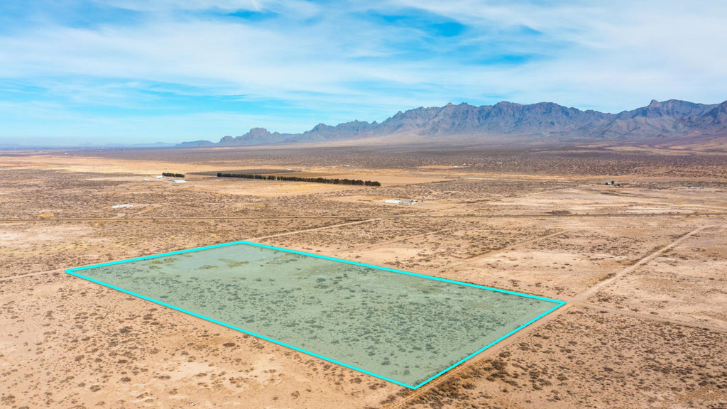 19.84 Acres with Road Frontage on 3 Sides near Deming, NM : NM_Luna_00031