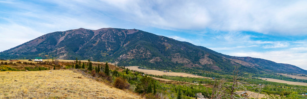 10.3 Acres with Road Access & Amazing Views near Elk Mountain : WY_Carbon_00034
